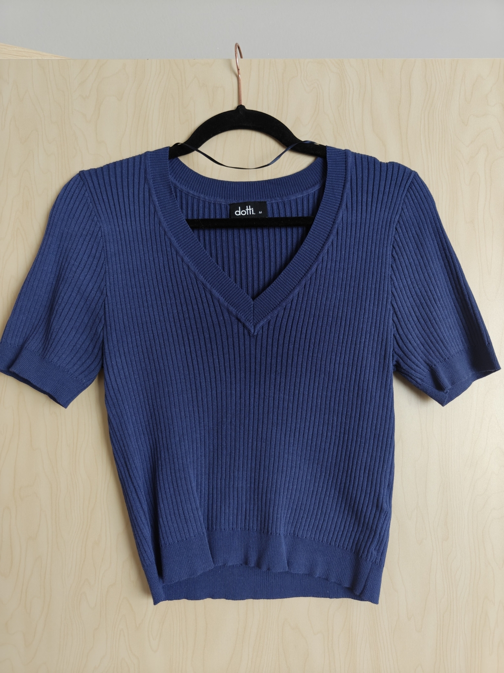 Dotti Women's Ribbed V-Neck Short Sleeve Sweater - Blue